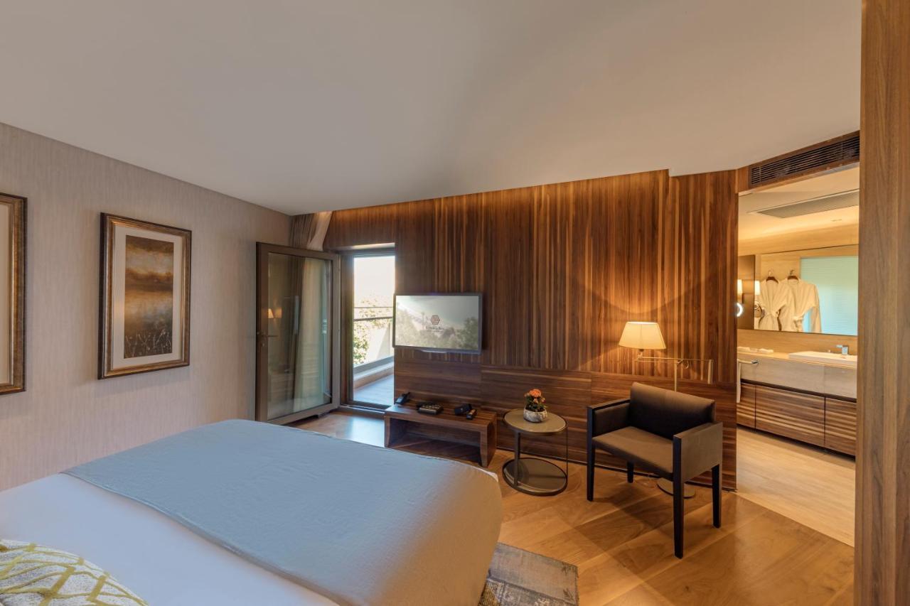 D Maris Bay Hotel Хисарону Екстериор снимка