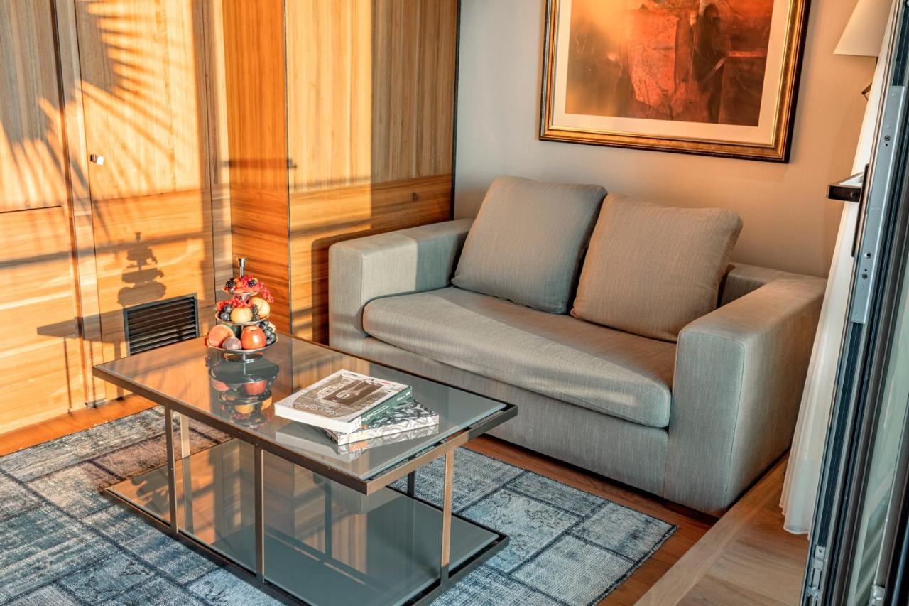 D Maris Bay Hotel Хисарону Екстериор снимка